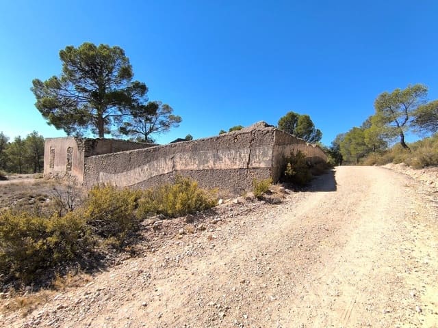 4 quarto Quinta/Casa Rural para venda em Caudete com piscina garagem - 160 000 € (Ref: 9301779)