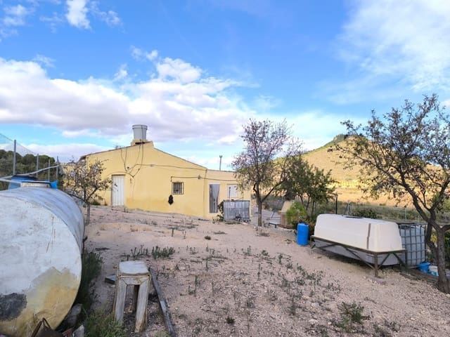 3 soveværelse Finca/Landehus til salg i Yecla med swimmingpool - € 139.000 (Ref: 9312125)