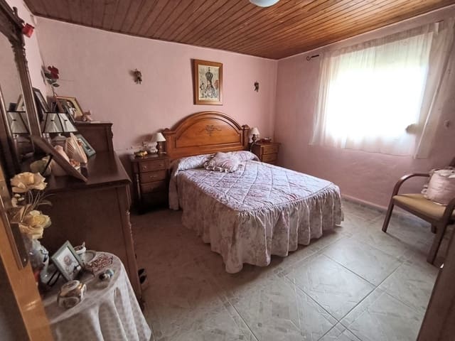 3 camera da letto Finca/Casa di Campagna in vendita in Yecla con piscina garage - 139.000 € (Rif: 9312125)