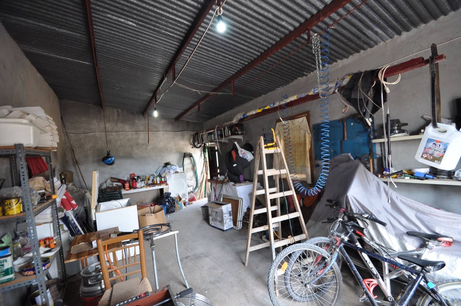 4 bedroom Finca/Country House for sale in Pinoso with garage - € 79,000 (Ref: 9314285)