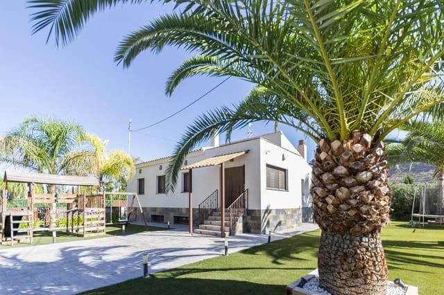 Chalet de 5 habitaciones en Monóvar / Monóver en venta con piscina - 450.000 € (Ref: 9331277)