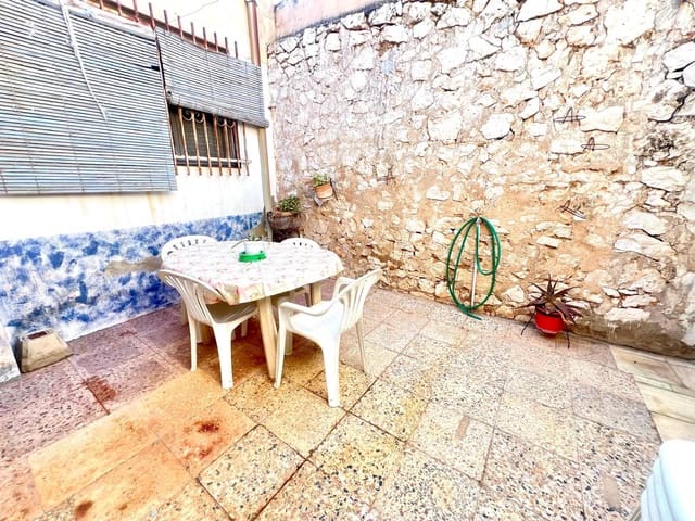 Casa de 6 habitaciones en Pinoso en venta - 346.500 € (Ref: 9331722)