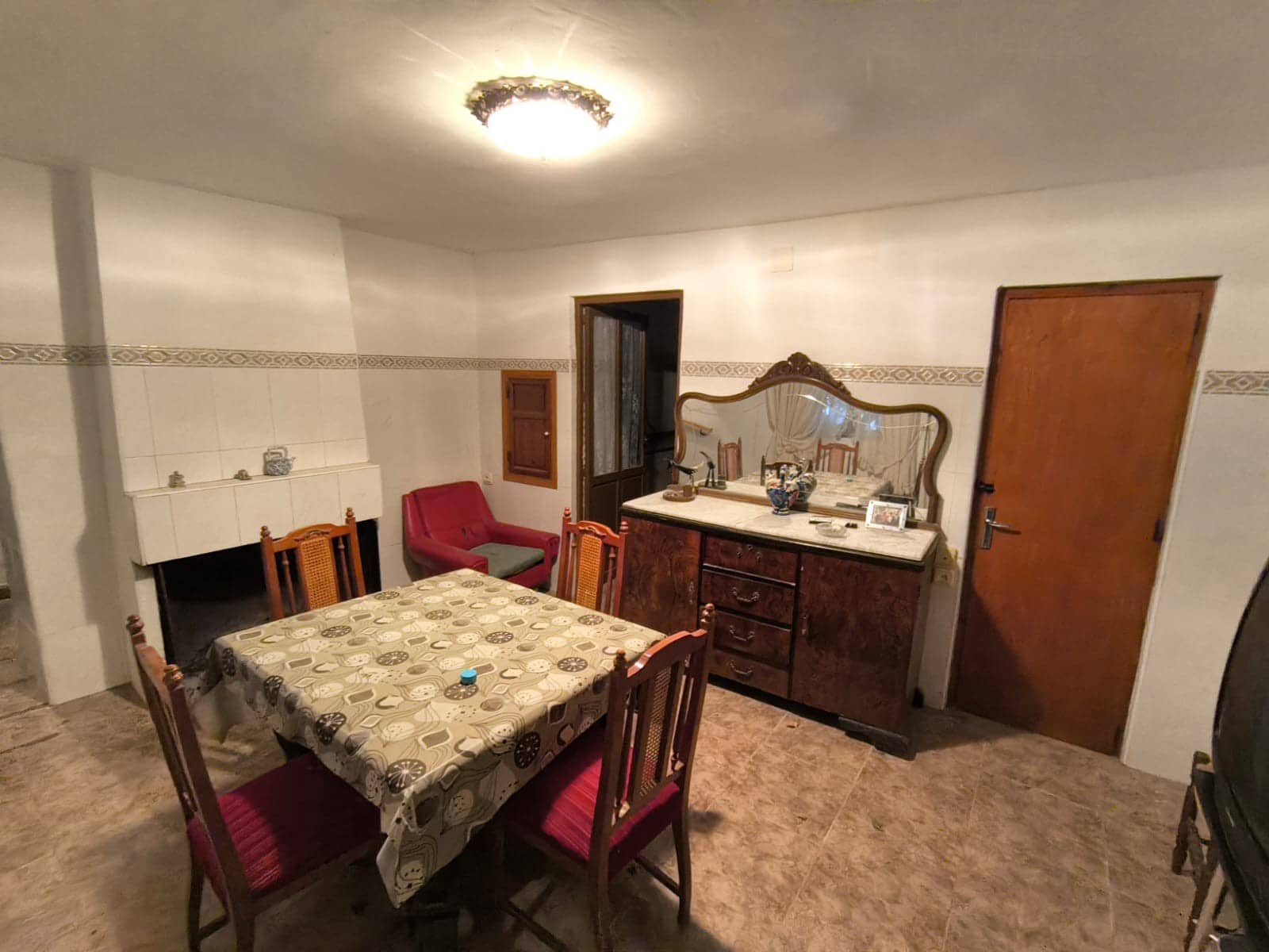 14 bedroom Finca/Country House for sale in Villena with pool - € 180,000 (Ref: 9371492)