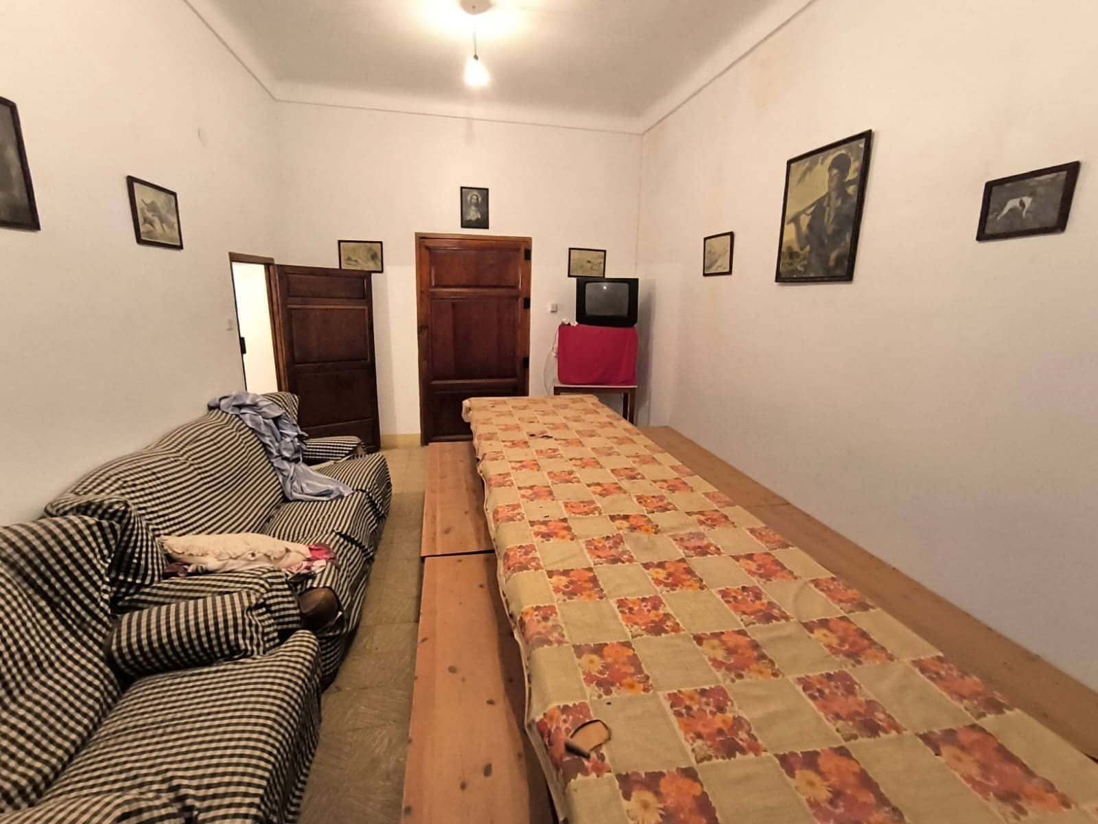 14 soverom Finca/Herregård til salgs i Villena med svømmebasseng - € 135 000 (Ref: 9371492)