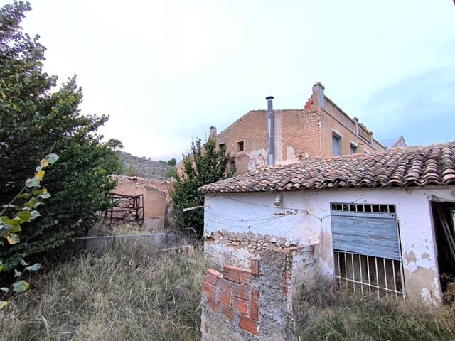 14 sovrum Finca/Hus på landet till salu i Villena med pool - 135 000 € (Ref: 9371492)