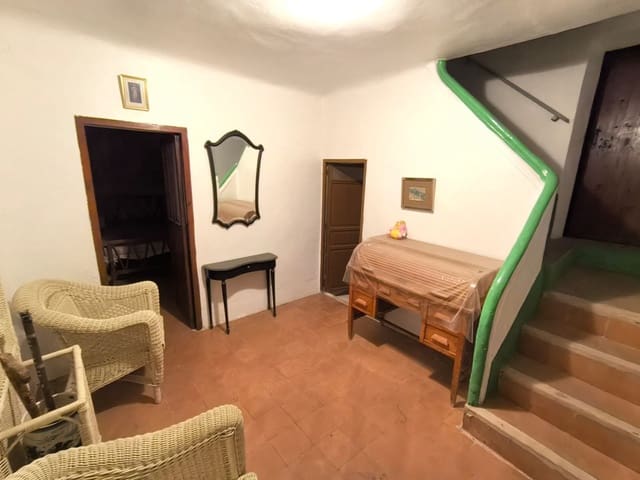 14 slaapkamer Finca/Landhuis te koop in Villena met zwembad - € 135.000 (Ref: 9371492)