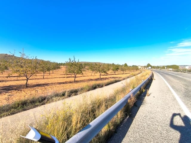 Mark till salu i Yecla - 48 000 € (Ref: 9380062)