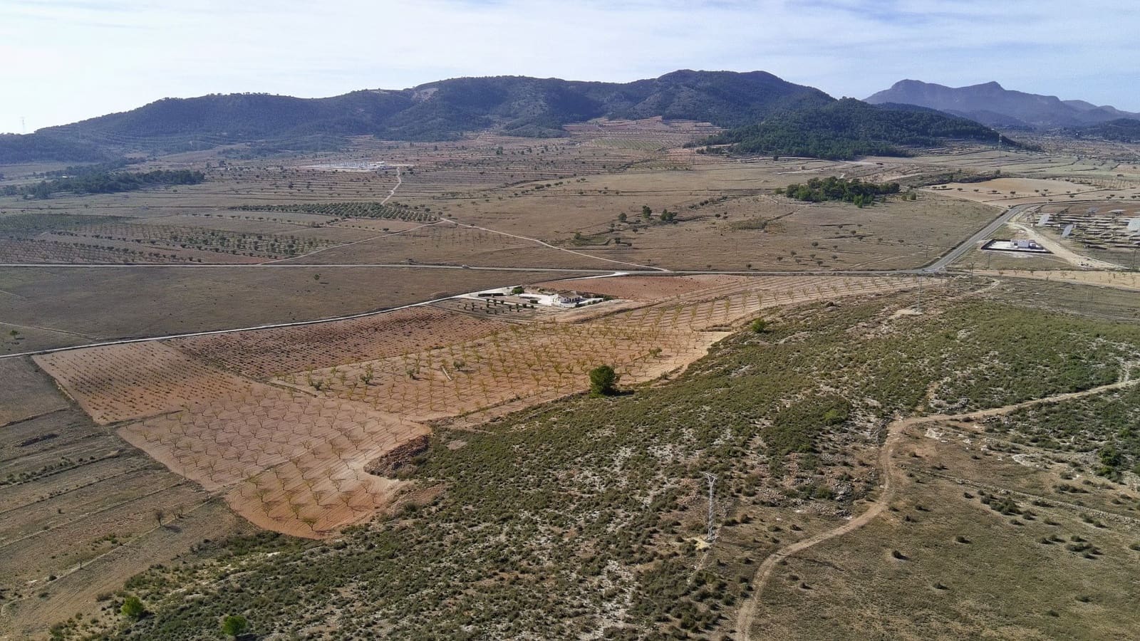 Teren niezagospodarowany na sprzedaż w Jumilla - 149 900 € (Ref: 9387116)