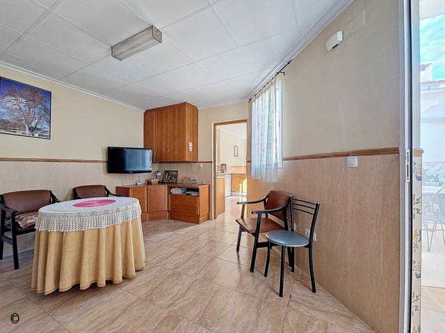 3 slaapkamer Huis te koop in Pinoso met garage - € 147.500 (Ref: 9395304)