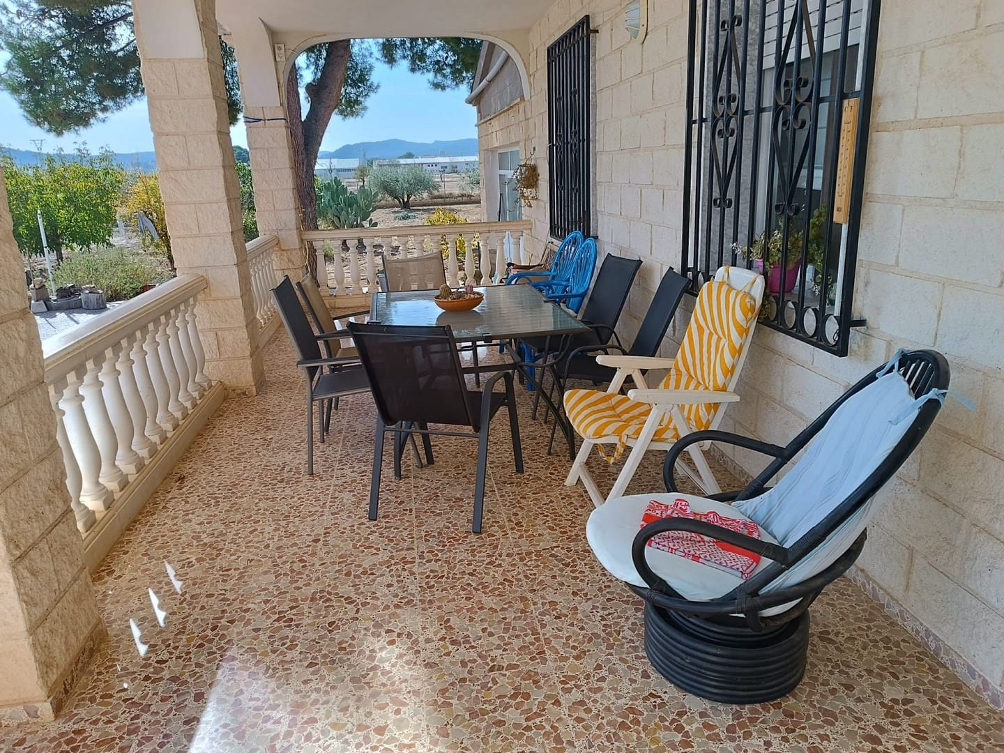 3 slaapkamer Villa te koop in Yecla met zwembad garage - € 315.000 (Ref: 9397870)