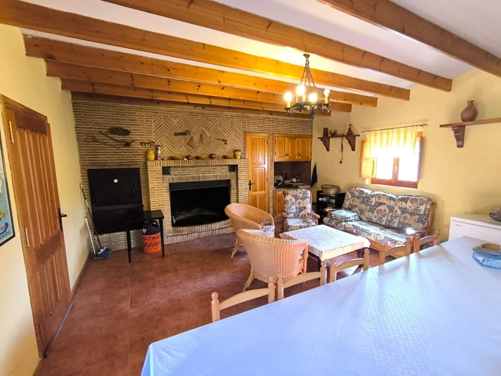 6 chambre Villa/Maison à vendre à Yecla avec piscine garage - 249 500 € (Ref: 9407036)