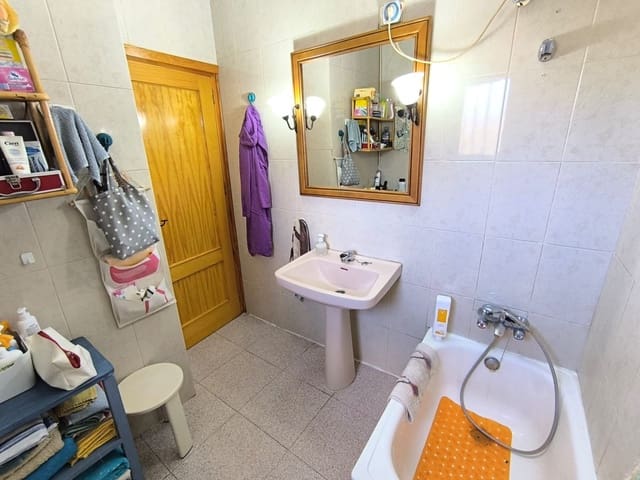 6 chambre Villa/Maison à vendre à Yecla avec piscine garage - 249 500 € (Ref: 9407036)