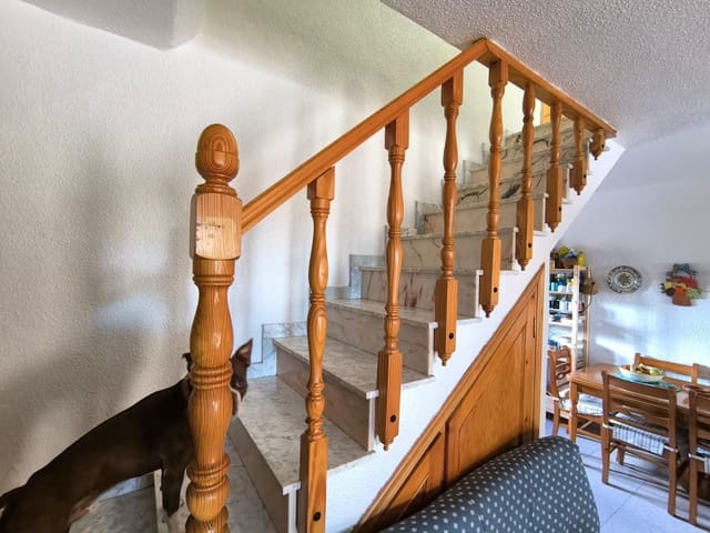 6 chambre Villa/Maison à vendre à Yecla avec piscine garage - 249 500 € (Ref: 9407036)