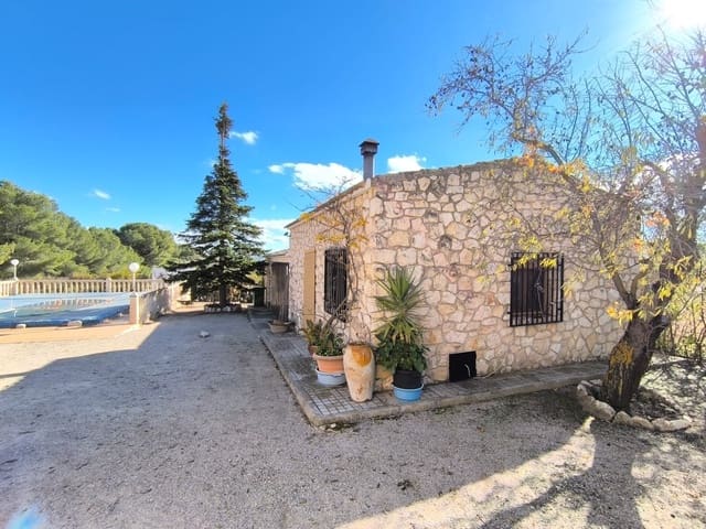 6 chambre Villa/Maison à vendre à Yecla avec piscine garage - 249 500 € (Ref: 9407036)