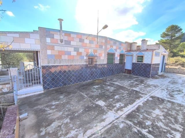 5 sypialnia Finka/Dom wiejski na sprzedaż w Yecla z basenem garażem - 79 995 € (Ref: 9407037)