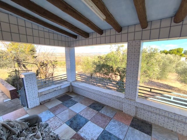 5 sypialnia Finka/Dom wiejski na sprzedaż w Yecla z basenem garażem - 79 995 € (Ref: 9407037)