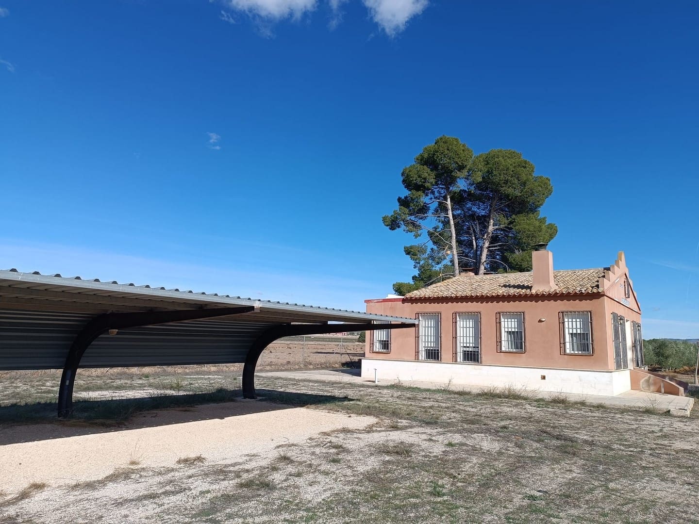 Chalet de 2 habitaciones en Yecla en venta - 210.000 € (Ref: 9407058)