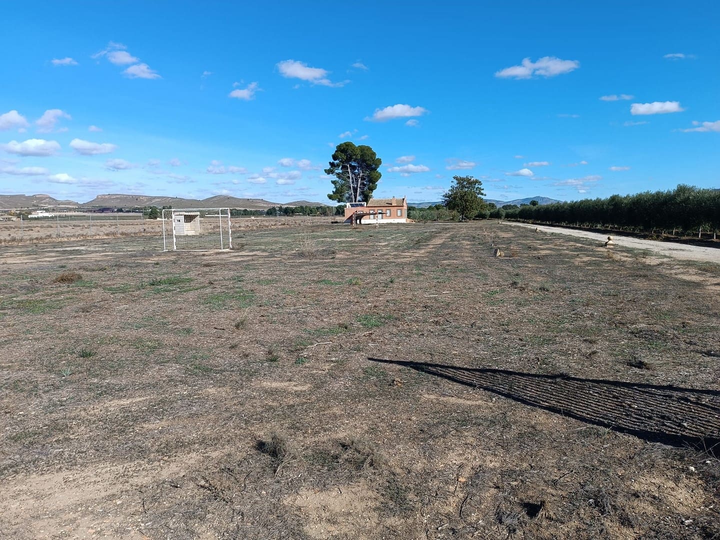 Chalet de 2 habitaciones en Yecla en venta - 210.000 € (Ref: 9407058)