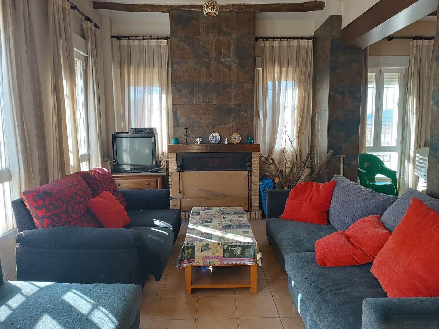 2 bedroom Villa for sale in Yecla with garage - € 210,000 (Ref: 9407058)