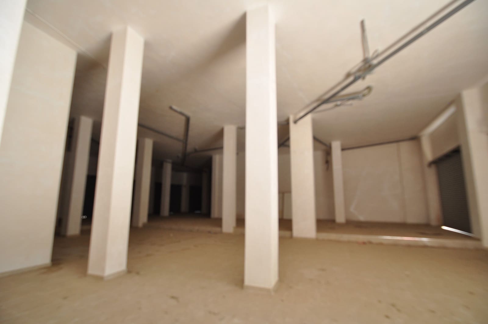 Erhverv til salg i Elda - € 750.000 (Ref: 9412642)