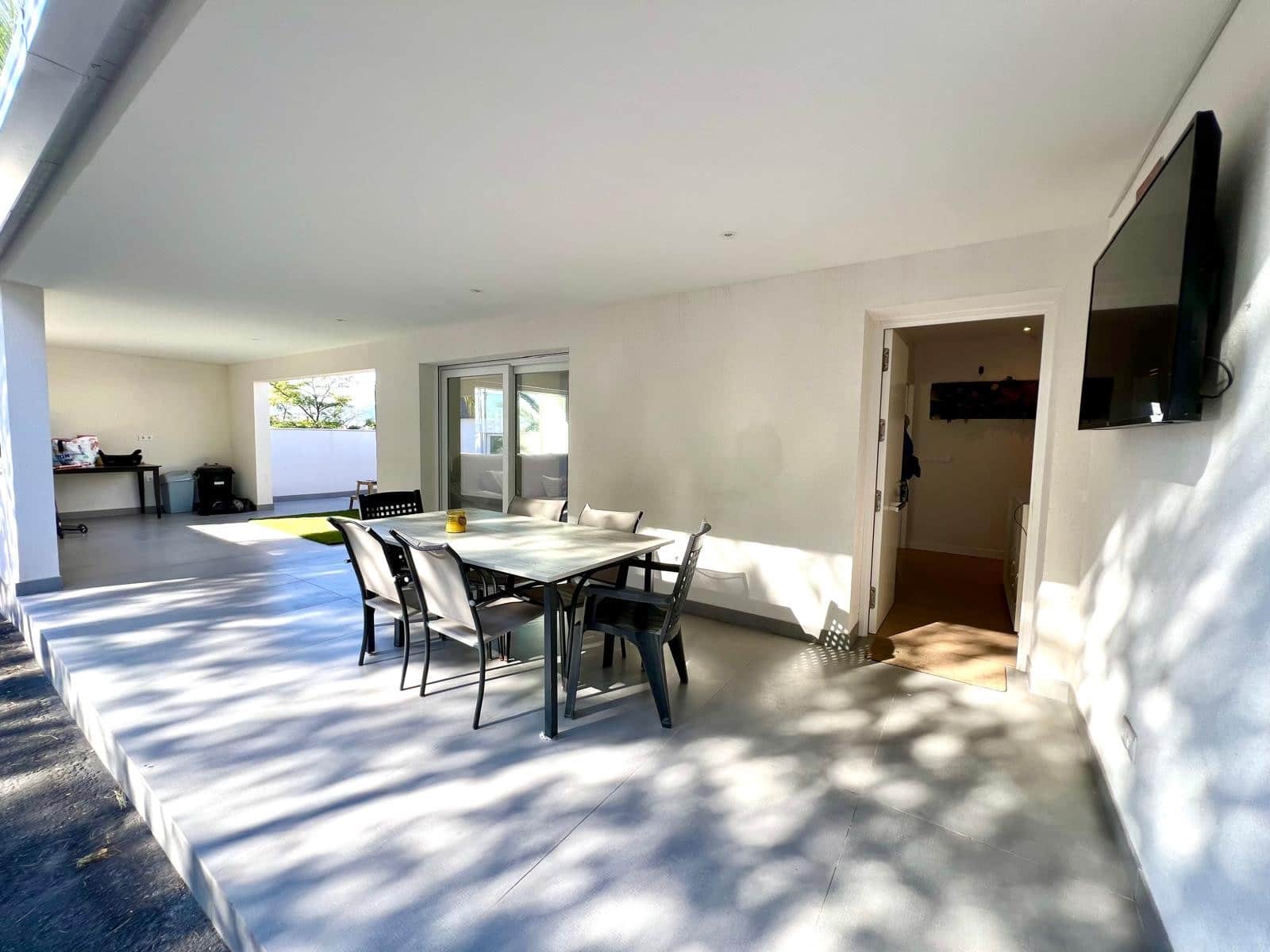 4 slaapkamer Villa te koop in Elda met zwembad garage - € 339.995 (Ref: 9415231)