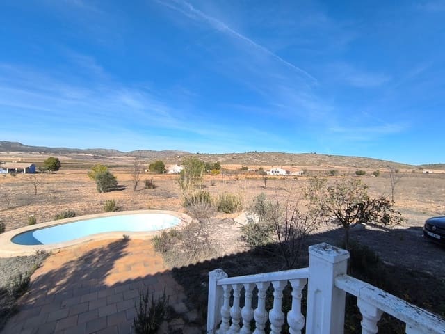 3 camera da letto Finca/Casa di Campagna in vendita in Yecla con piscina - 122.000 € (Rif: 9436282)