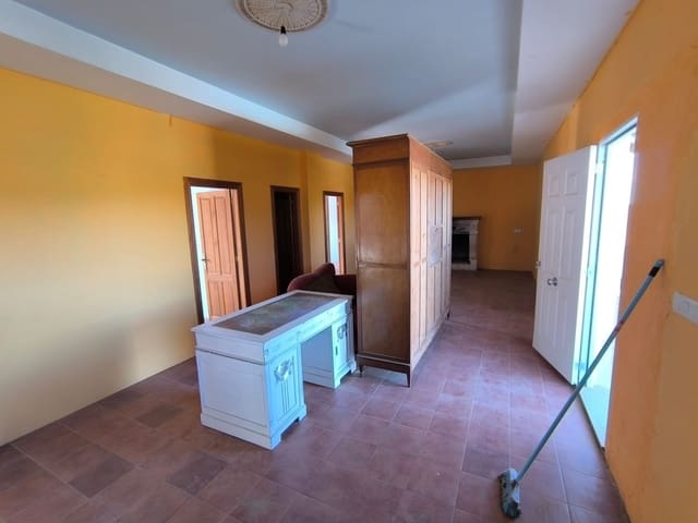 3 camera da letto Finca/Casa di Campagna in vendita in Yecla con piscina - 122.000 € (Rif: 9436282)
