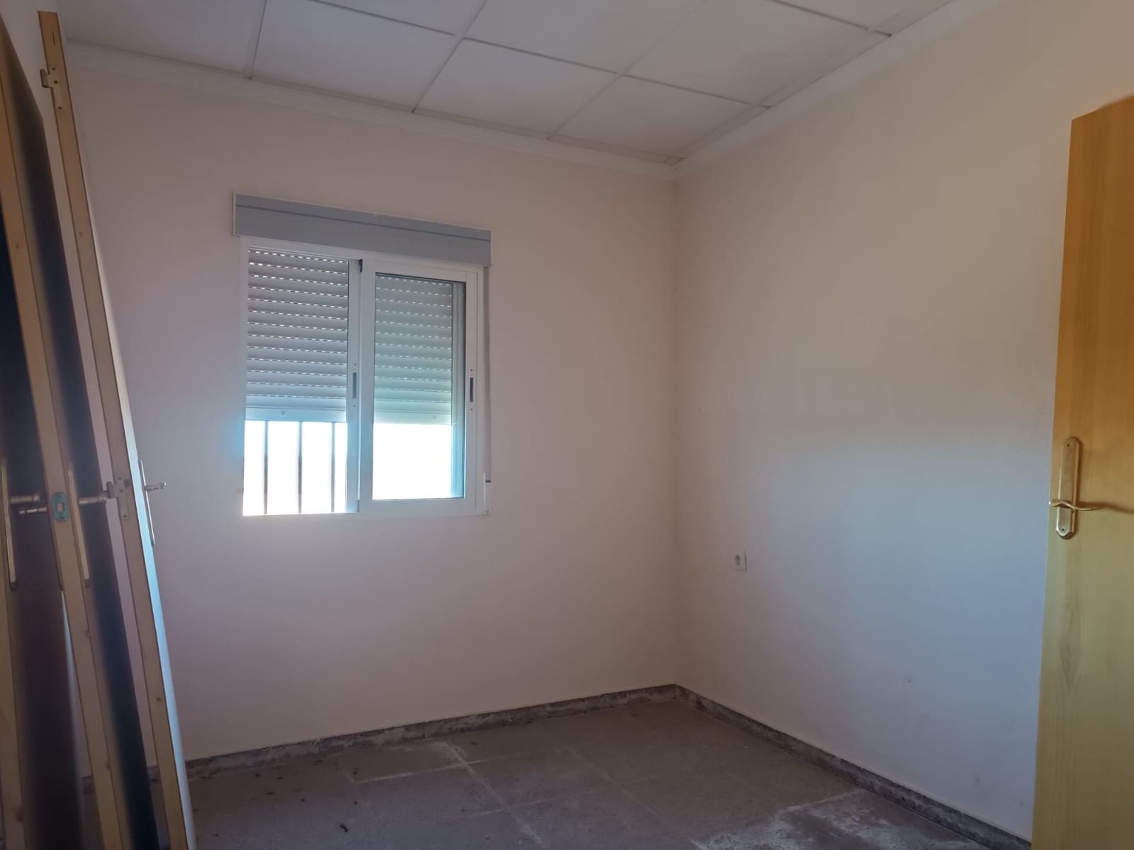 3 soverom Finca/Herregård til salgs i Yecla - € 120 000 (Ref: 9436442)