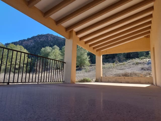 3 soverom Finca/Herregård til salgs i Yecla - € 120 000 (Ref: 9436442)