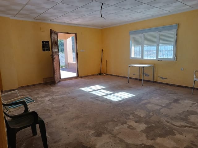 3 soverom Finca/Herregård til salgs i Yecla - € 120 000 (Ref: 9436442)