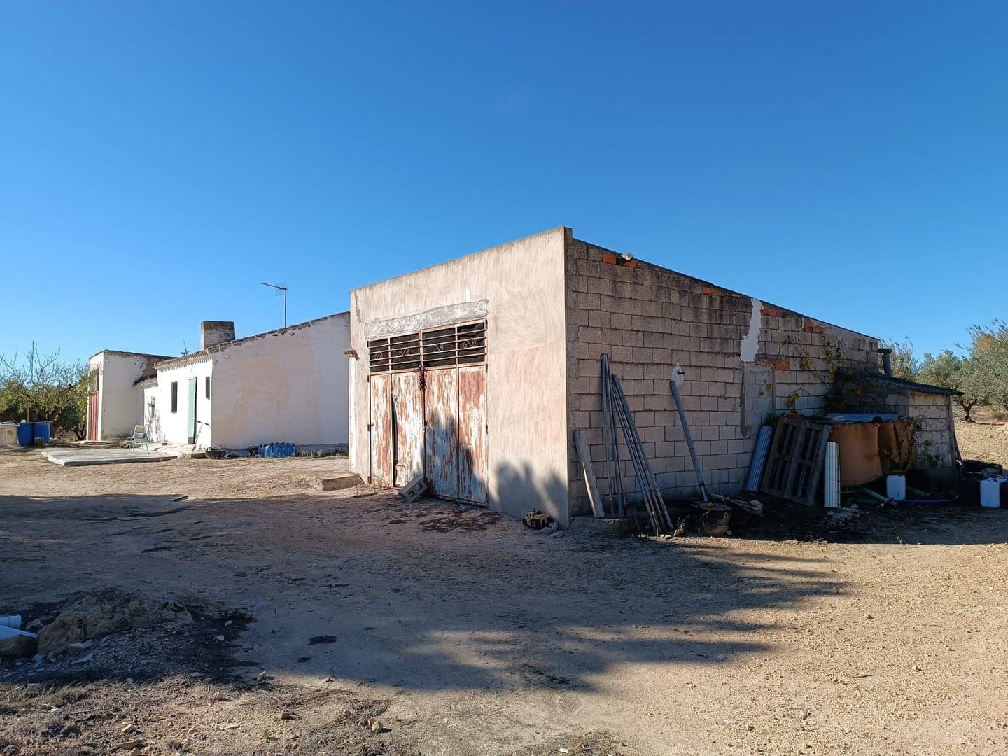 2 sypialnia Finka/Dom wiejski na sprzedaż w Yecla z garażem - 75 000 € (Ref: 9436552)