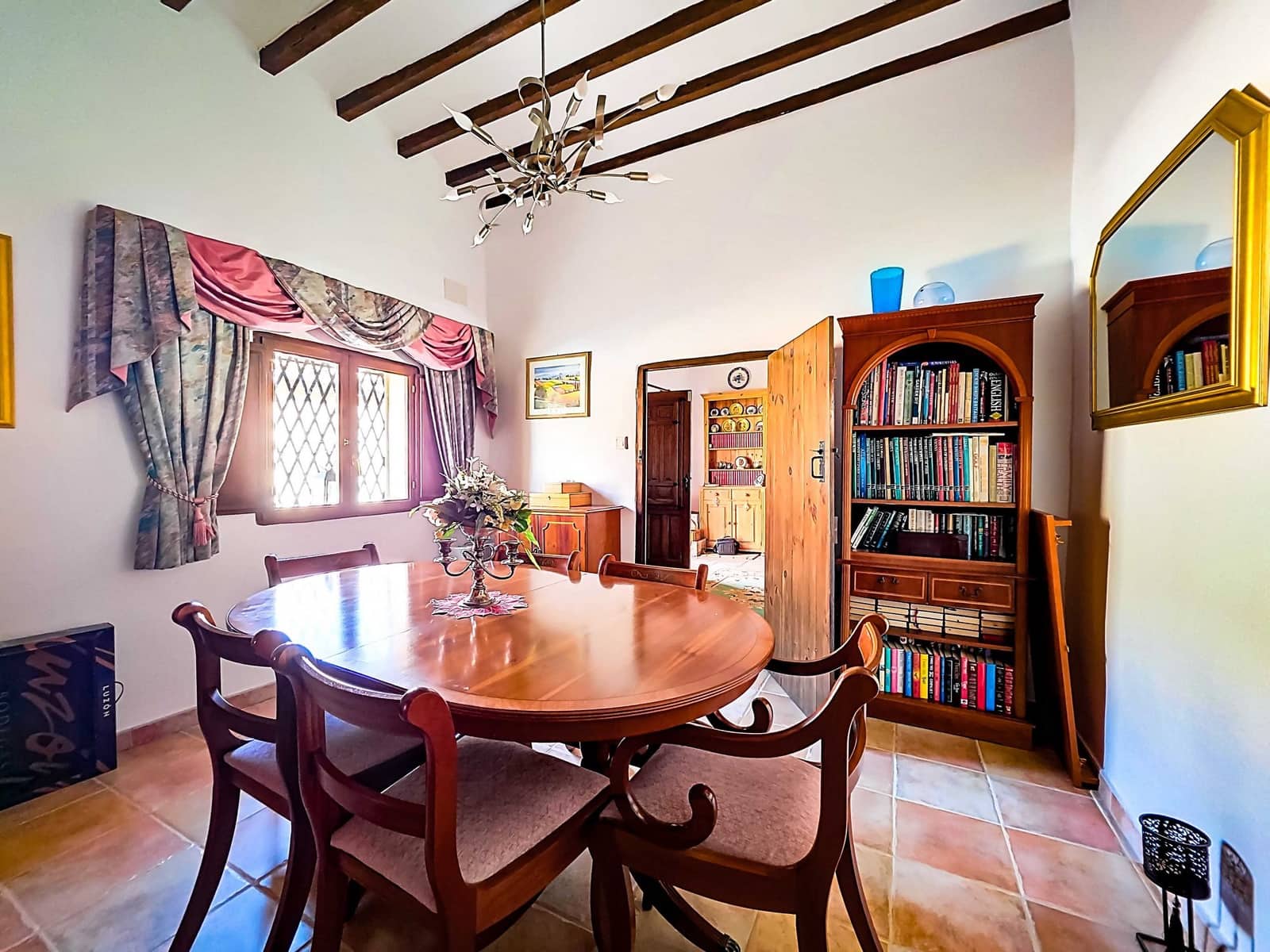6 bedroom Finca/Country House for sale in Torre del Rico with garage - € 345,000 (Ref: 9438526)