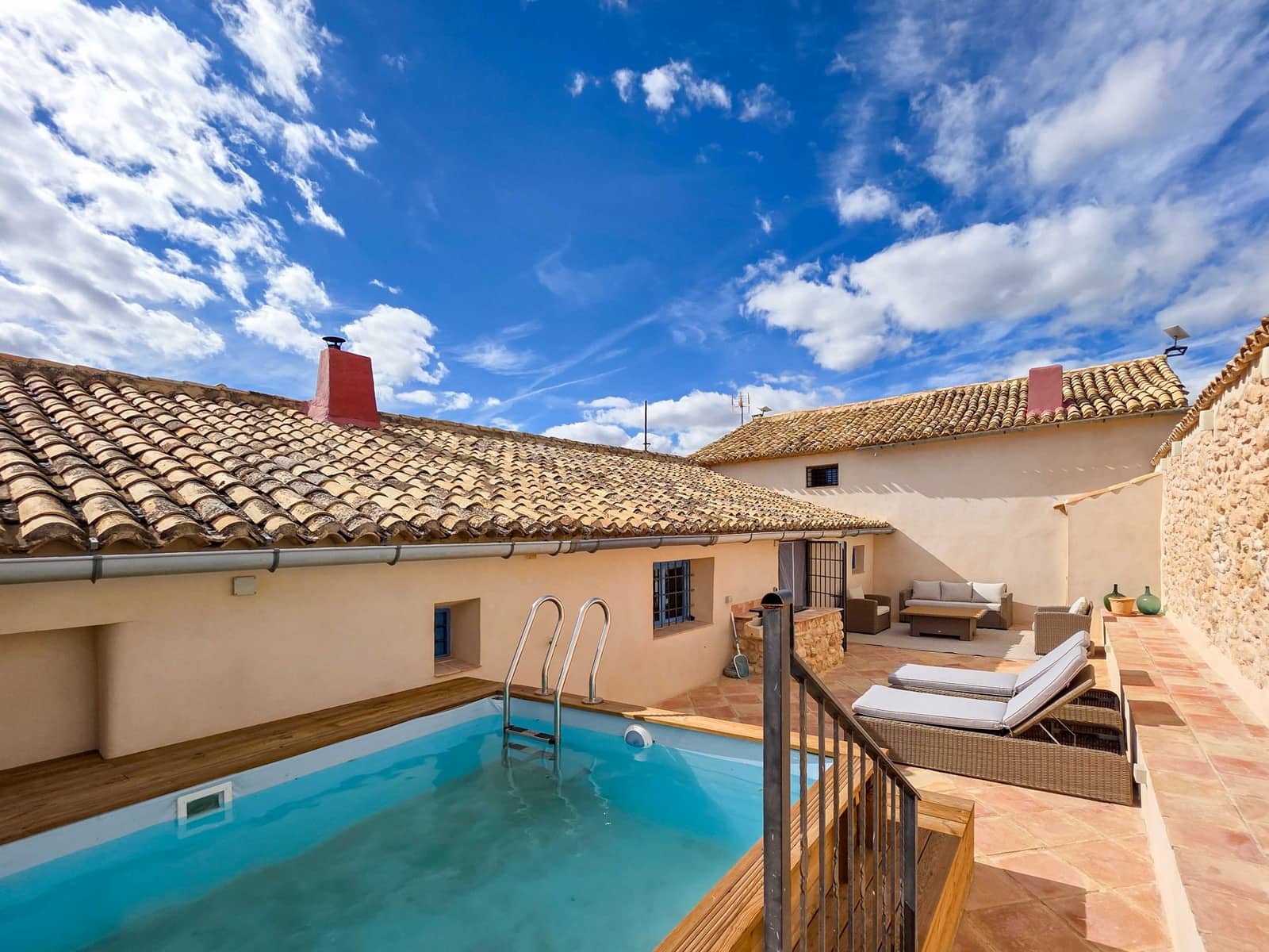 5 sovrum Finca/Hus på landet till salu i La Alberquilla med garage - 299 950 € (Ref: 9438527)