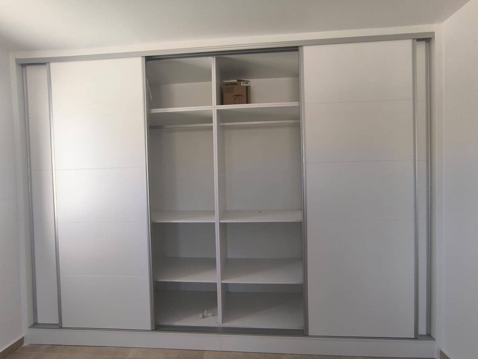 3 bedroom Villa for sale in Pinoso with pool - € 349,995 (Ref: 9447421)