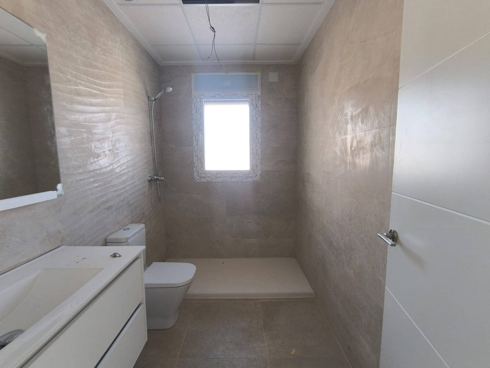 3 bedroom Villa for sale in Pinoso with pool - € 349,995 (Ref: 9447421)