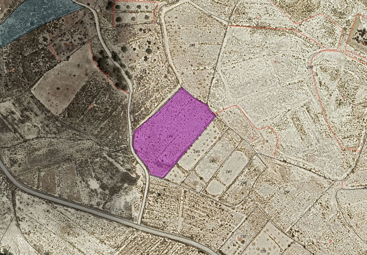 Mark till salu i Abanilla - 16 000 € (Ref: 9449706)