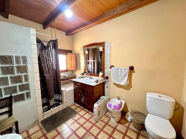 4 soveværelse Finca/Landehus til salg i Pinoso med garage - € 176.995 (Ref: 9451385)