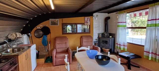 3 chambre Villa/Maison à vendre à Yecla avec piscine garage - 249 000 € (Ref: 9488581)