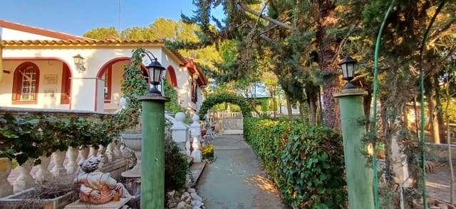 3 chambre Villa/Maison à vendre à Yecla avec piscine garage - 249 000 € (Ref: 9488581)