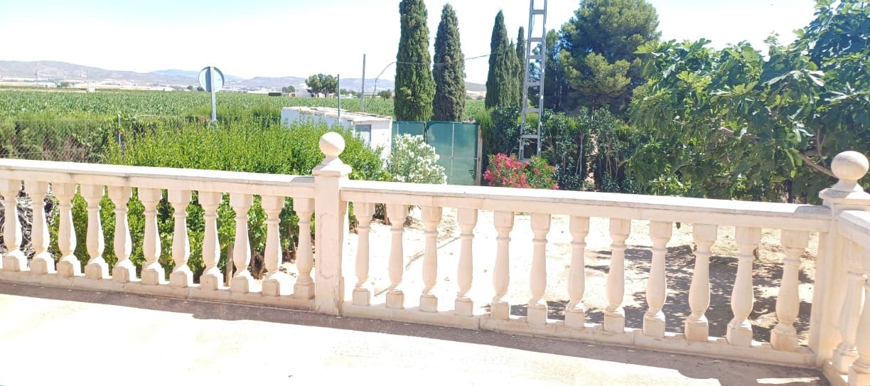 5 bedroom Finca/Country House for sale in Yecla with pool garage - € 142,500 (Ref: 9496687)