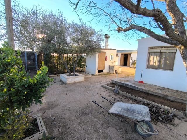 5 sypialnia Finka/Dom wiejski na sprzedaż w Yecla z basenem garażem - 142 500 € (Ref: 9496687)