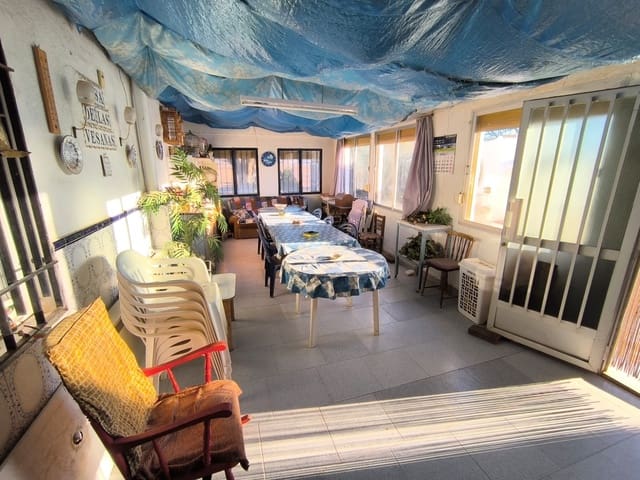 5 sypialnia Finka/Dom wiejski na sprzedaż w Yecla z basenem garażem - 142 500 € (Ref: 9496687)