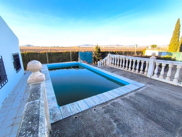 5 sypialnia Finka/Dom wiejski na sprzedaż w Yecla z basenem garażem - 142 500 € (Ref: 9496687)