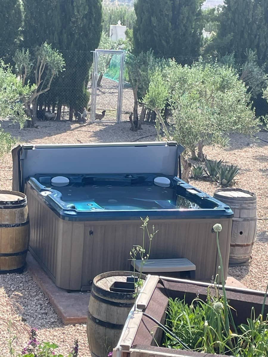 5 soveværelse Villa til salg i Villena med swimmingpool - € 294.999 (Ref: 9510064)