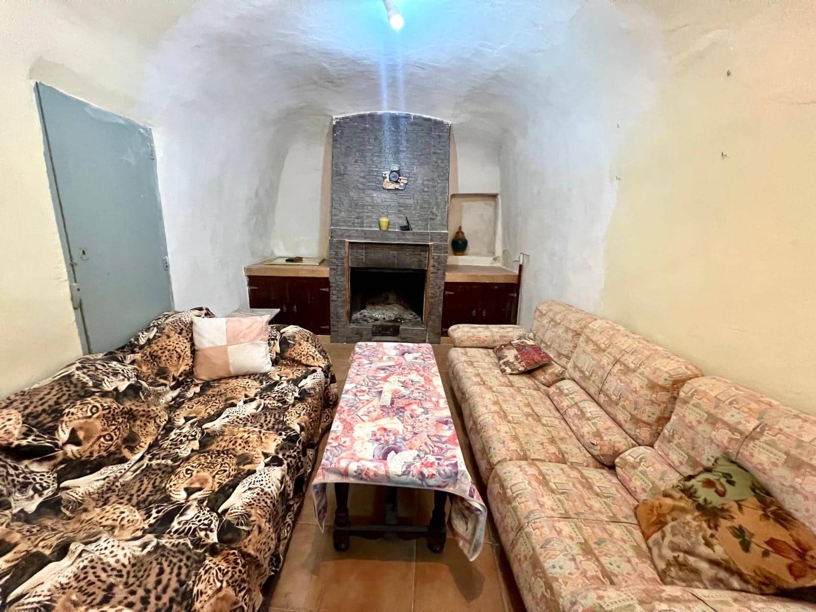 4 soverom Finca/Herregård til salgs i Pinoso med garasje - € 99 995 (Ref: 9510065)