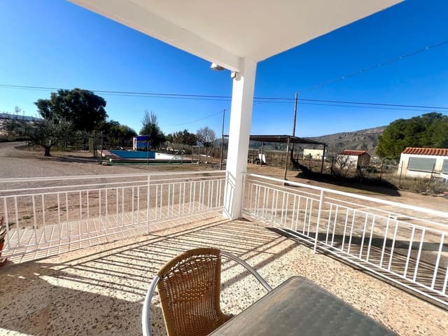 3 soveværelse Finca/Landehus til salg i Jumilla med swimmingpool garage - € 155.000 (Ref: 9516471)