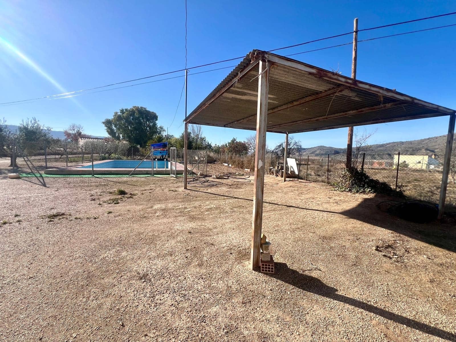 3 soveværelse Finca/Landehus til salg i Jumilla med swimmingpool garage - € 155.000 (Ref: 9516471)