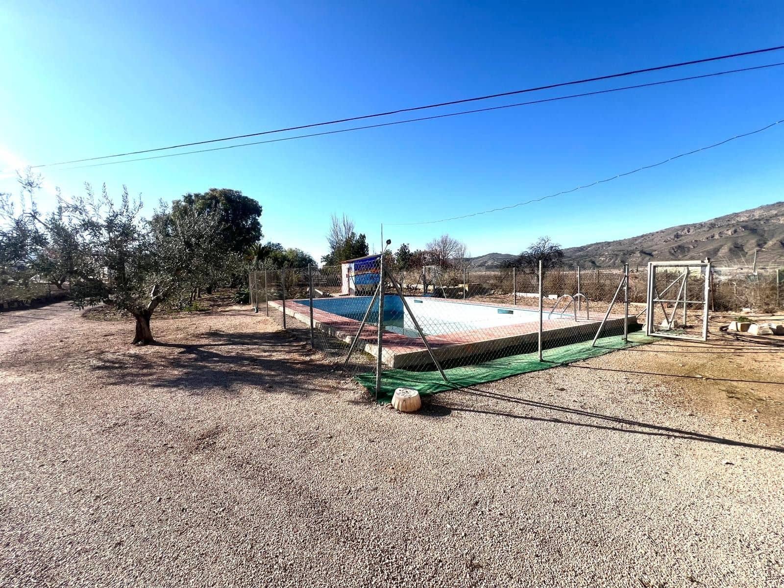 3 bedroom Finca/Country House for sale in Jumilla with pool garage - € 155,000 (Ref: 9516471)