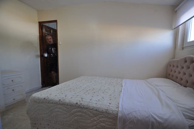 8 bedroom Finca/Country House for sale in Pinoso with pool - € 295,000 (Ref: 9536277)