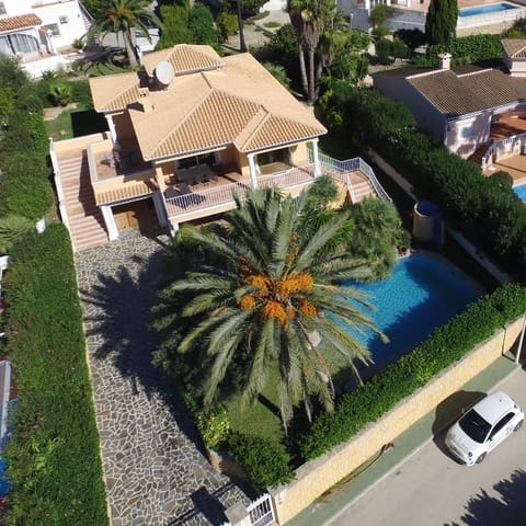 4 soveværelse Villa til salg i Pinar del Advocat - Cometa, Teulada-Moraira med swimmingpool - € 965.000 (Ref: 9538870)